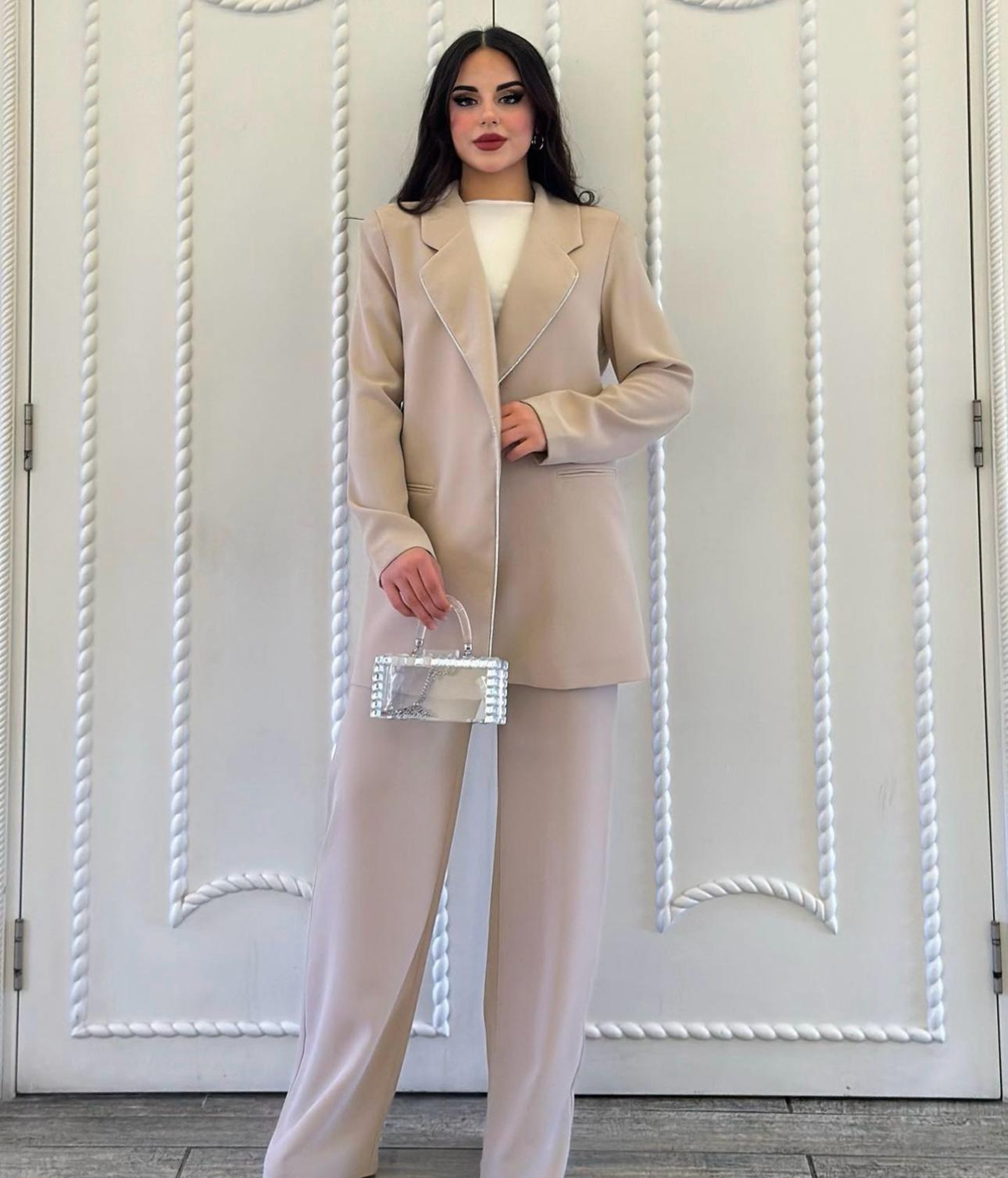 Resim Gümüş Şerit Detaylı Takım